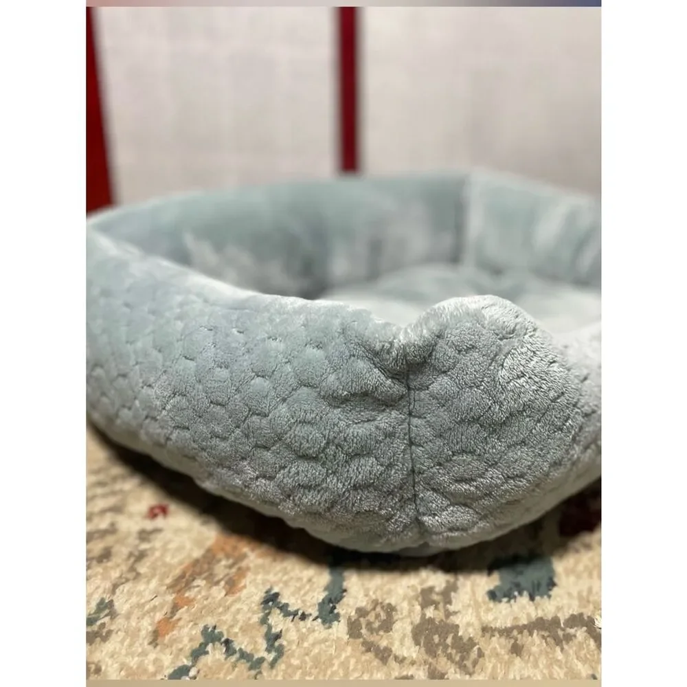 AVA Plush Rectangular Pet Bed in Light Sage Mint Green (18”x 21”) Soft Comfy Bed